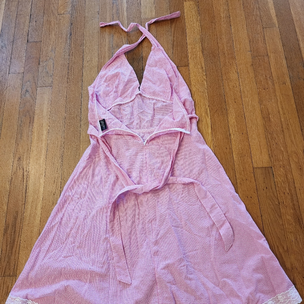 Rock steady red/pink and white halter dress - Picture 9 of 9